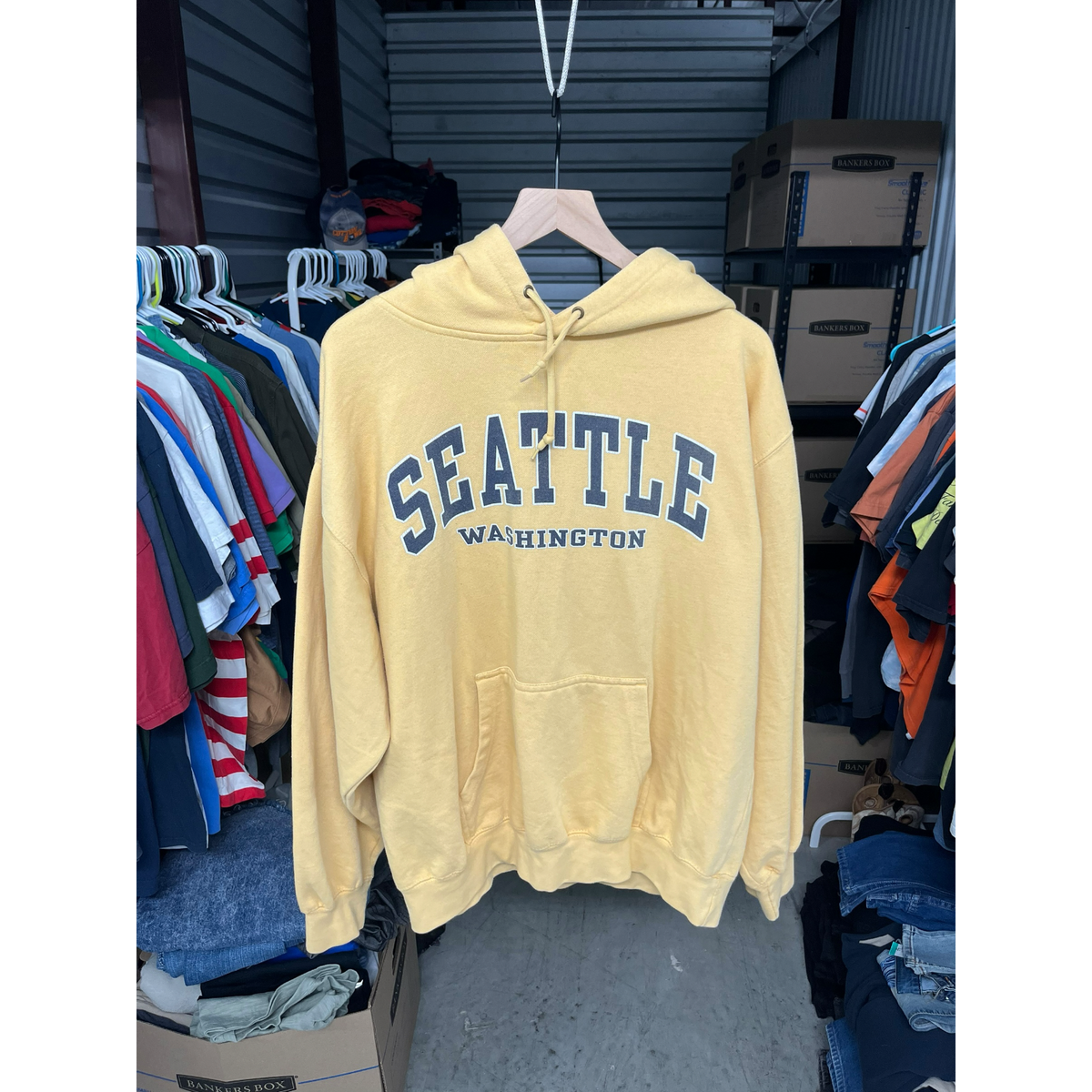 Prairie Mountain Seattle Washington Hoodie Yellow Graphic Pullover Mens XL