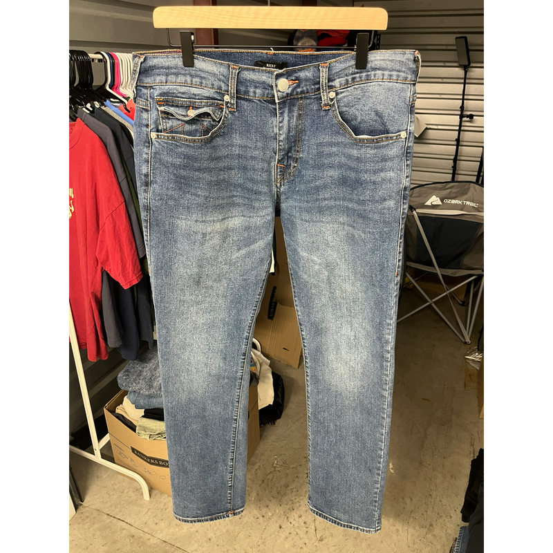 True Religion Ricky Relaxed Straight Jeans Medium Wash Blue Denim Size 32 y2k